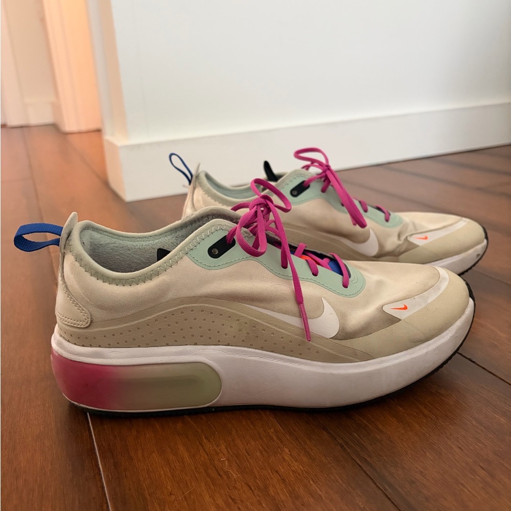 Nike Air Max Dia - size 8.5